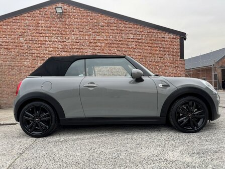 Mini cooper cabrio &quot;FULL-option&quot; 80 000km/oh-boek/GARANTIE