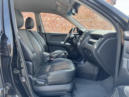 Kia Sportage 2.0 CRDI &quot;GEKEURD&quot; Leder/airco/trekhaak/pdc