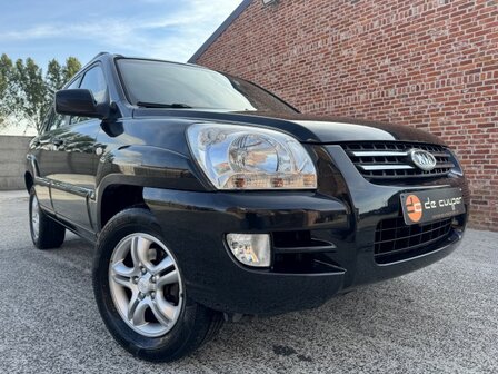 Kia Sportage 2.0 CRDI &quot;GEKEURD&quot; Leder/airco/trekhaak/pdc