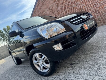 Kia Sportage 2.0 CRDI &quot;GEKEURD&quot; Leder/airco/trekhaak/pdc