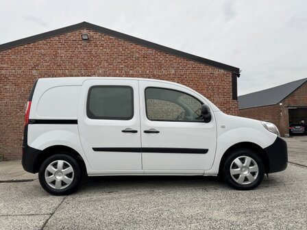 Renault kangoo 1.5dci &quot;LICHTEVRACHT&quot; schuifdeur/camera/euro6
