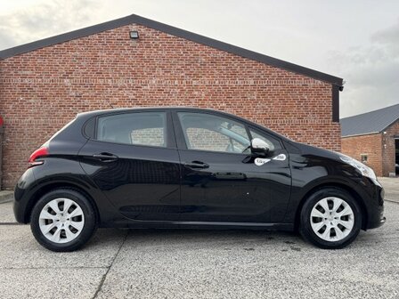 Peugeot 208 1.2i &quot;GARANTIE&quot; like/airco/cruise/80 000km/2019