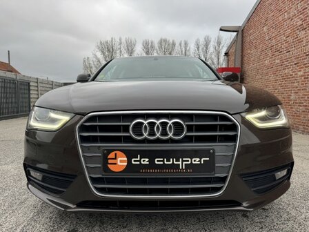 Audi a4 avant &quot;NIEUWSTAAT&quot; Navi/xenon/pano/leder/oh-boek