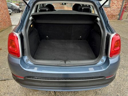 Fiat 500x 1.6i &quot;GARANTIE&quot; Navi/pdc/clima/oh-boek/euro6/2018