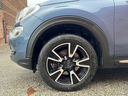 Fiat 500x 1.6i &quot;GARANTIE&quot; Navi/pdc/clima/oh-boek/euro6/2018