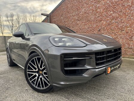 Porsche Cayenne "E-Hybride" Sportdesign/Bose/soft/22"/2024