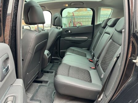 Peugeot 3008 1.2i "GARANTIE" Navi/camera/pdc/clima/oh-boek