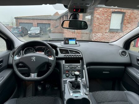 Peugeot 3008 1.2i "GARANTIE" Navi/camera/pdc/clima/oh-boek