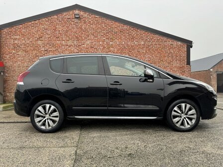 Peugeot 3008 1.2i "GARANTIE" Navi/camera/pdc/clima/oh-boek