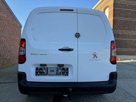 Peugeot partner XL "LICHTE VRACHT" Navi/CARPLAY/euro6d/2020