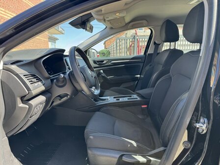 Renault Megane "HYBRIDE" full/plug-in/AUTOMAAT/70 000km/2022