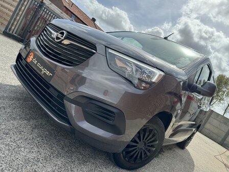 Opel Combo1.2i "3 ZIT" Carplay/trekhaak/benzine/55000km/2020
