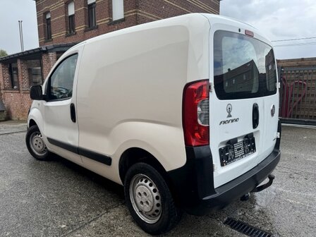 Fiat Fiorino 1.3d "LICHTE VRACHT" REEDS gekeurd/TREKHAAK!!!