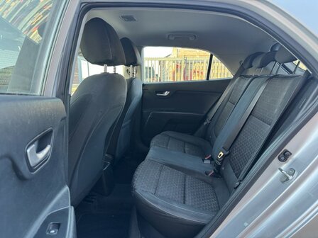 Kia Rio 1.2i "3 JAAR garantie" airco/bluetooth/60 000km/2022