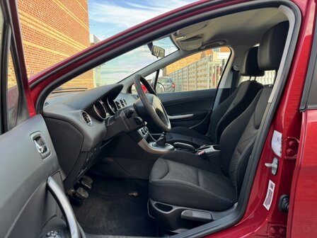 Peugeot 308sw 1.6hdi "GEKEURD" airco/cruise/110pk/2012