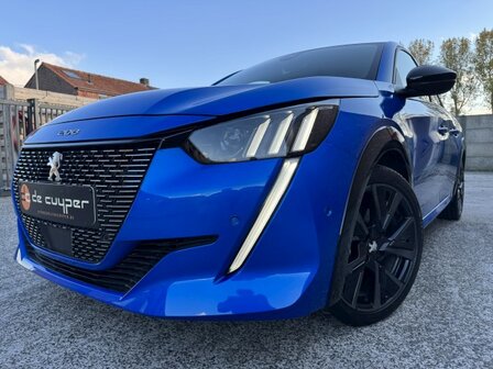 Peugeot 208 "AUTOMAAT" Gt-line/full-option/1500km/2024
