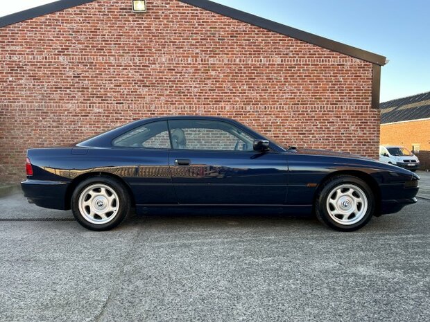 Bmw 840ci V8 "1ste EIGENAAR" youngtimer/oh-boek/NIEUWSTAAT