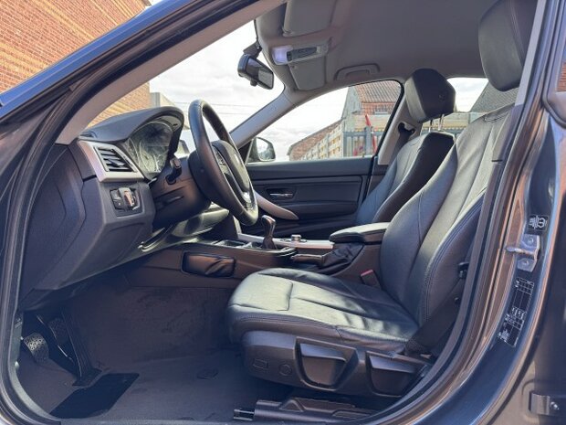 Bmw 318d Gt "GARANTIE" Navi/leder/pdc/clima/euro6/GEKEURD