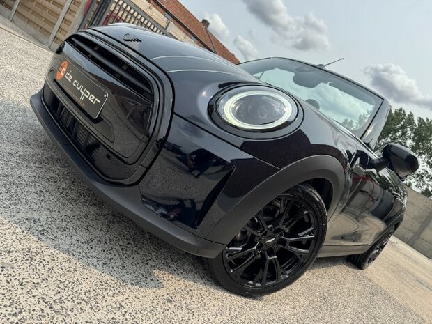 Mini Cooper carbio 1.5I "AUTOMAAT" Full-option/25 000km/2023