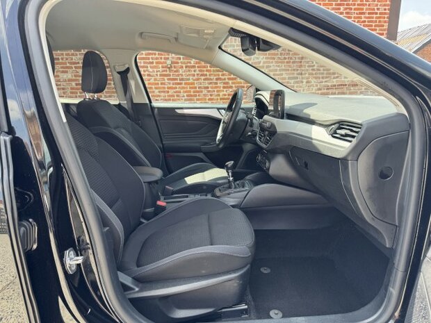 Ford focus 1.0 "GARANTIE" cruise/pdc/airco/Navi/oh-boek/2019