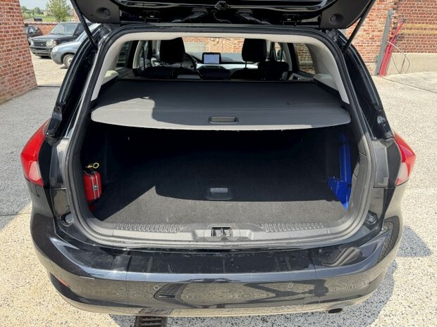 Ford focus 1.0 "GARANTIE" cruise/pdc/airco/Navi/oh-boek/2019