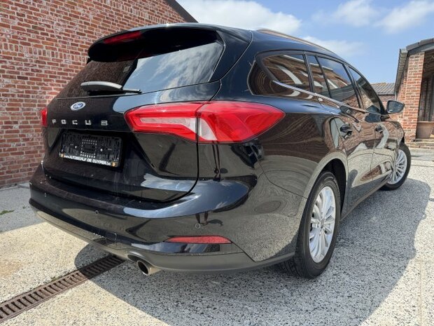 Ford focus 1.0 "GARANTIE" cruise/pdc/airco/Navi/oh-boek/2019