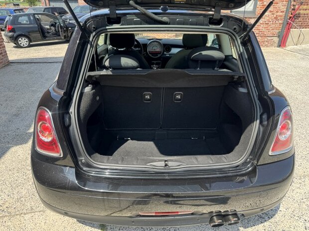 Mini one 1.6i "GARANTIE" Xenon/pdc/clima/125 000km/2011