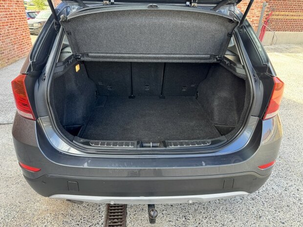 Bmw X1sdrive "GARANTIE"Navi/pdc/clima/trekhaak/180000km/2015
