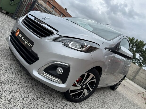 Peugeot 108 "75 000km" Navi/cruise/pdc/carplay/camera/2017