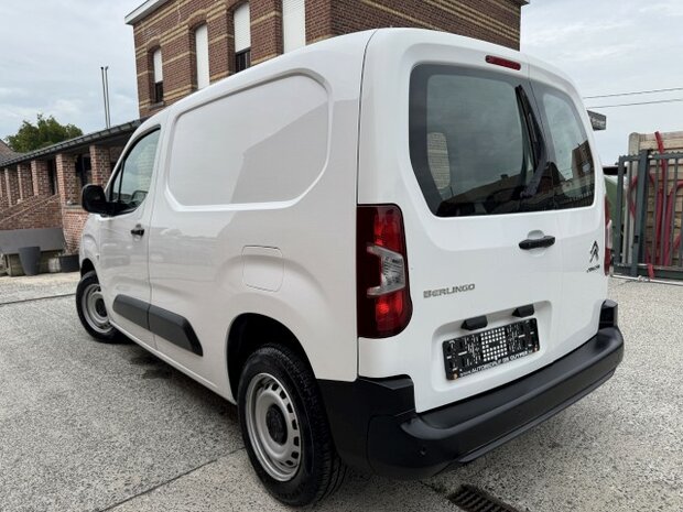 Citroen Berlingo 1.2i "LICHTE VRACHT" 70 000km/oh-boek/2021