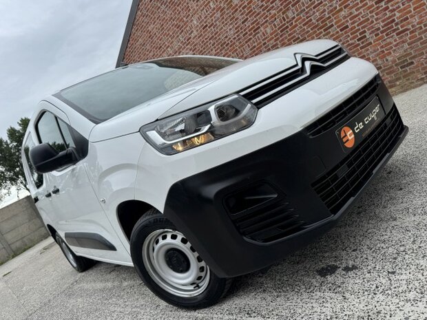 Citroen Berlingo 1.2i "LICHTE VRACHT" benzine/oh-boek/2021