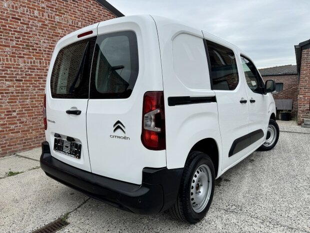 Citroen Berlingo 1.2i "LICHTE VRACHT" benzine/oh-boek/2021