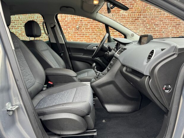 Opel Meriva 1.4i "GEKEURD" Navi/cruise/pdc/clima/oh-boek