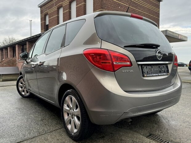 Opel Meriva 1.4i "GEKEURD" Navi/cruise/pdc/clima/oh-boek