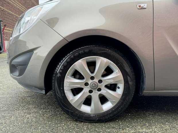 Opel Meriva 1.4i "GEKEURD" Navi/cruise/pdc/clima/oh-boek