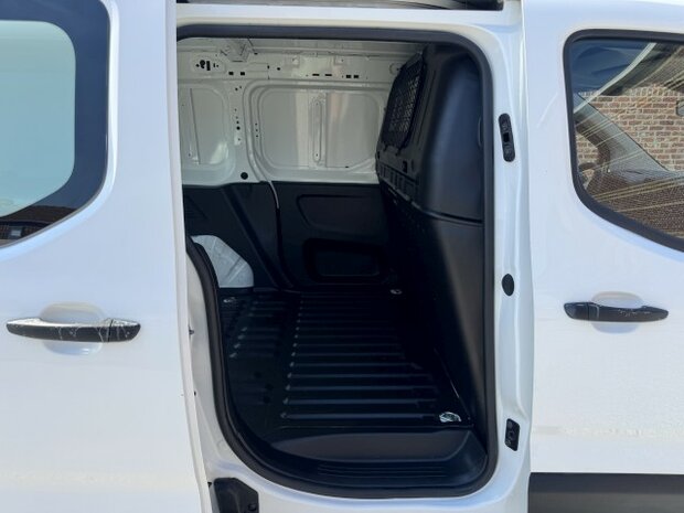 Citroen berlingo 1.2i "30000km" dakdrager/pdc/airco/dab/2022