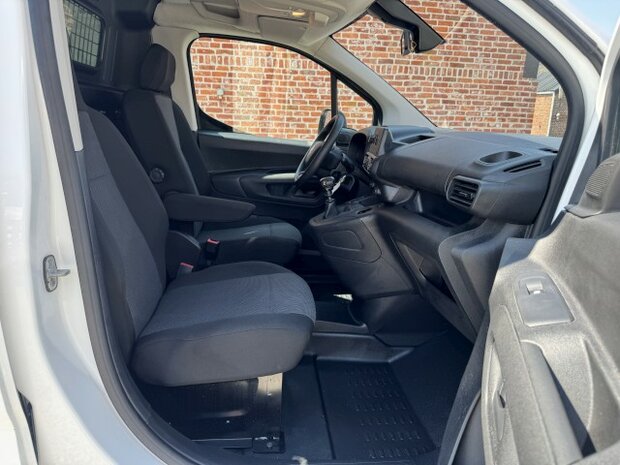 Citroen berlingo 1.2i "30000km" dakdrager/pdc/airco/dab/2022