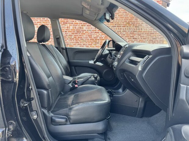 Kia Sportage 2.0 CRDI "GEKEURD" Leder/airco/trekhaak/pdc