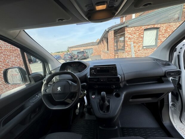 Peugeot Partner1.5Hdi"DUBBELE schuifdeur"3zit/pdc/airco/2020