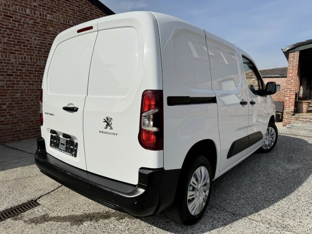 Peugeot Partner1.5Hdi"DUBBELE schuifdeur"3zit/pdc/airco/2020