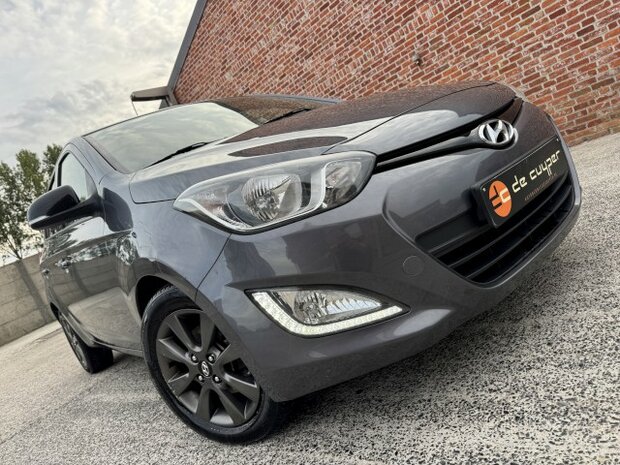 Hyundai I20 1.3i "GARANTIE" airco/BLEUTOOTH/benzine/135000km