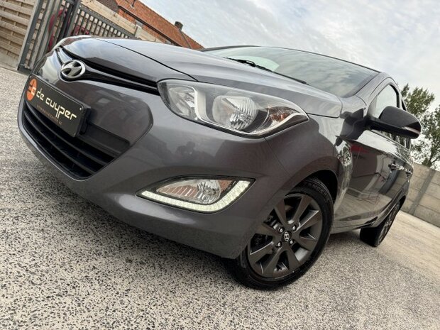 Hyundai I20 1.3i "GARANTIE" airco/BLEUTOOTH/benzine/135000km