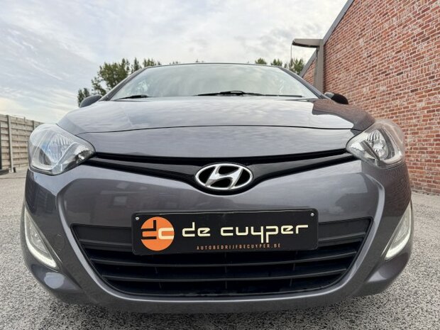 Hyundai I20 1.3i "GARANTIE" airco/BLEUTOOTH/benzine/135000km
