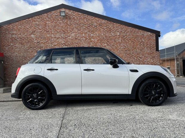 Mini Cooper 1.5i "AUTOMAAT" Full-option/carplay/virtual/2023