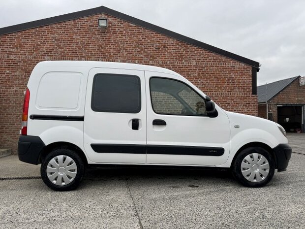 Renault kangoo 1.5dci "120 000km" GARANTIE/gekeurd/oh-boek
