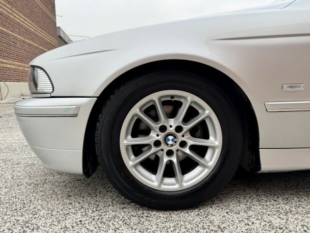 Bmw 520d "GEKEURD" leder/cruise/XENON/pdc/clima/2002