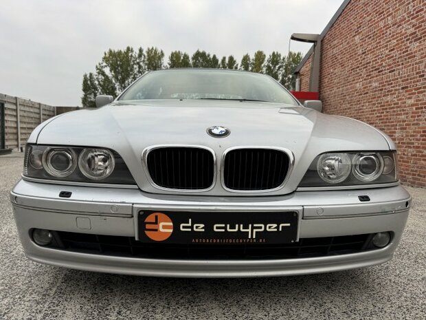 Bmw 520d "GEKEURD" leder/cruise/XENON/pdc/clima/2002