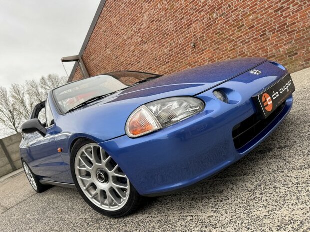 Honda Crx delsol 1.6i Vti-e"OLDTIMER"145 000km/oh-boek/160pk