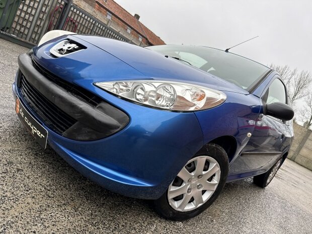 Peugeot 206+ 1.2i "GEKEURD" airco/GARANTIE/44kw/2010