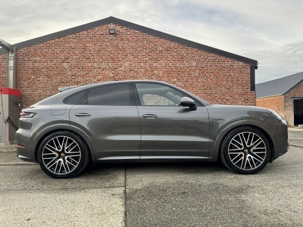 Porsche Cayenne "E-Hybride" Sportdesign/Bose/soft/22"/2024
